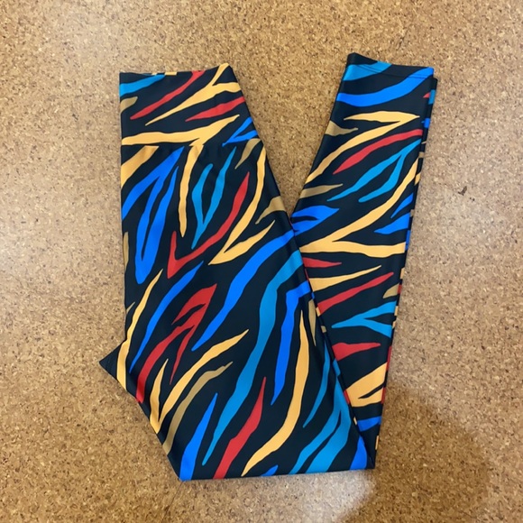 BeachRiot Hibiscus Cara Leggings - Picture 4 of 4